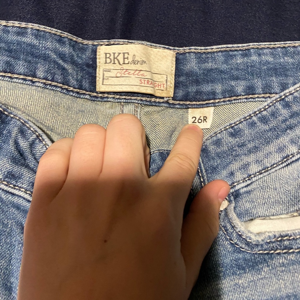 Jeans - Picture 2 of 3